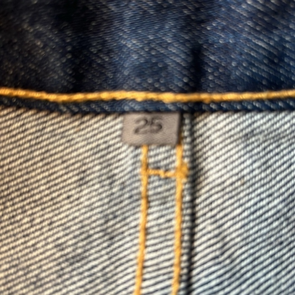CARMAR Los Angeles Beatrice Skirt denim zipper mini skirt, size 25/0. Blue - Picture 6 of 8